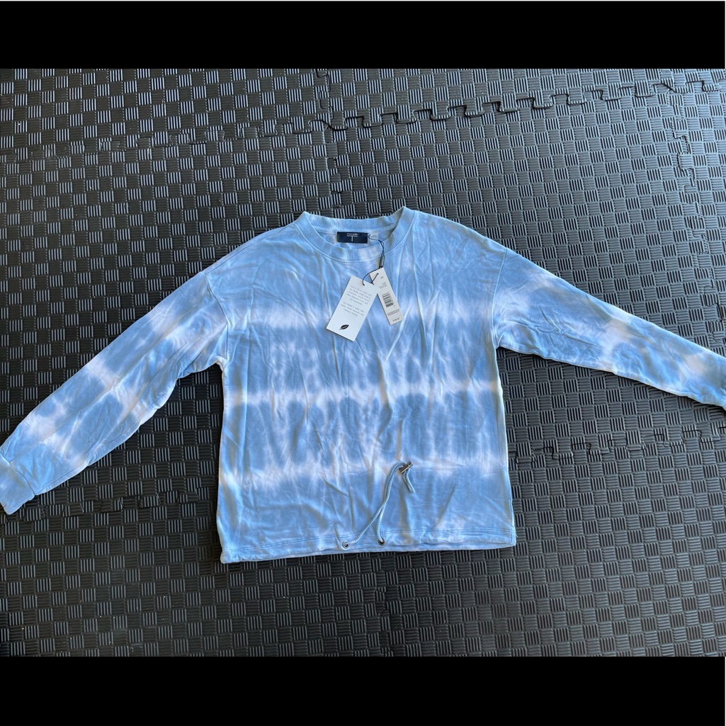 Brand New Tahari Top